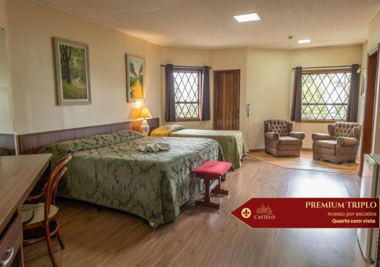 Hotel Castelo Nacional Inn กังโปสดูจอร์เดา ภายนอก รูปภาพ