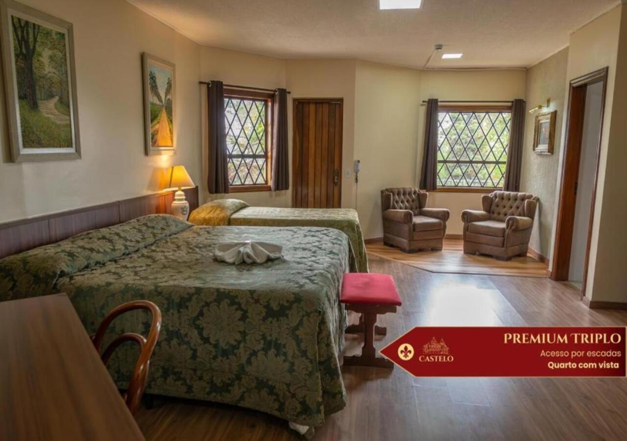Hotel Castelo Nacional Inn กังโปสดูจอร์เดา ภายนอก รูปภาพ