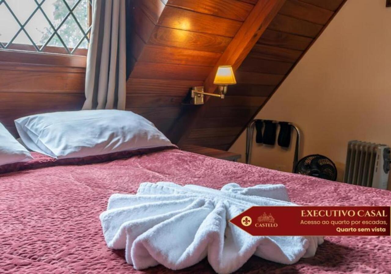 Hotel Castelo Nacional Inn กังโปสดูจอร์เดา ภายนอก รูปภาพ